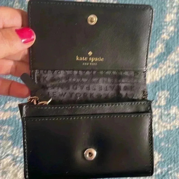 Kate Spade leather snap small wallet and keychain - Picture 4 of 6